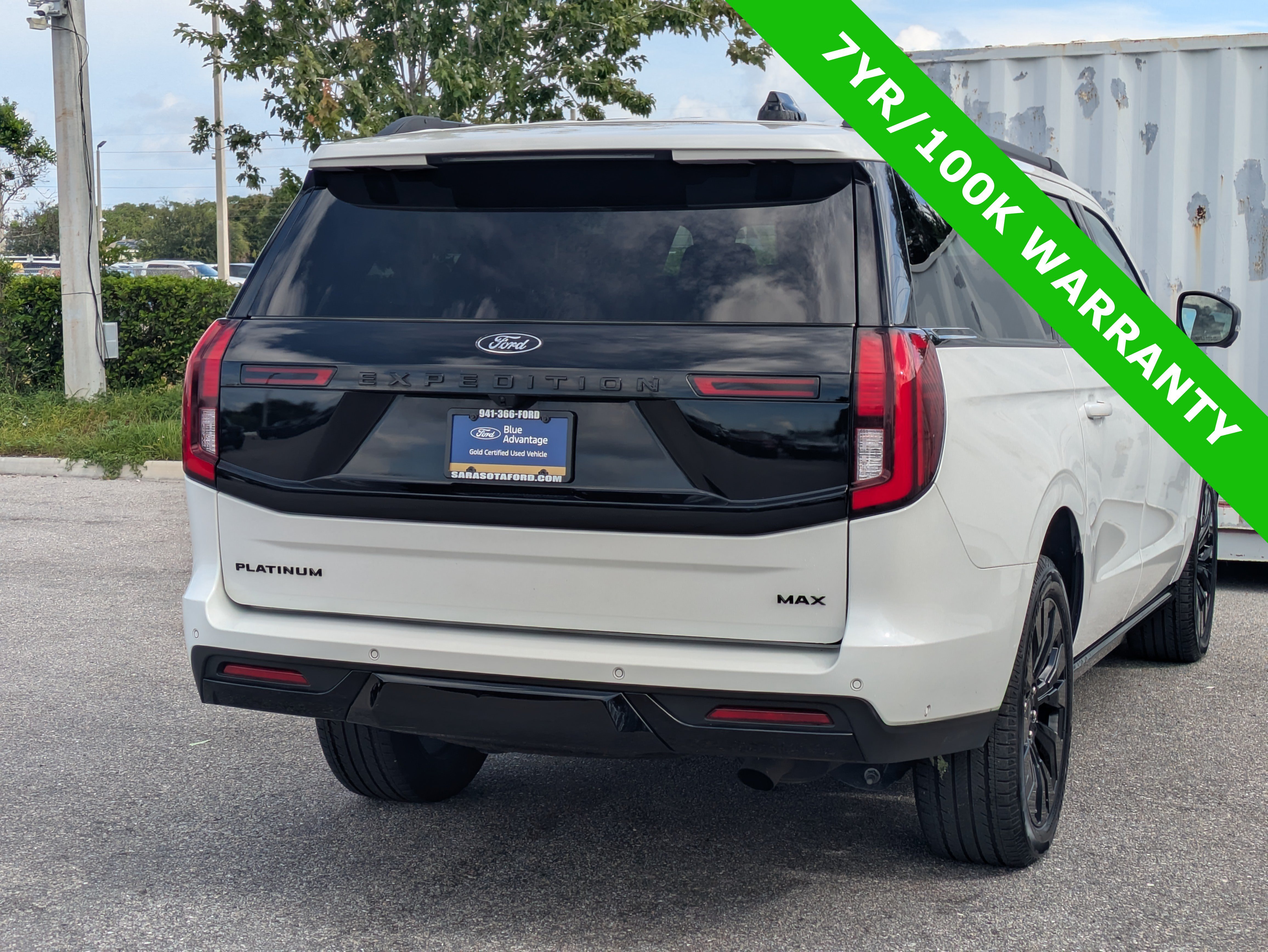 Certified 2025 Ford Expedition Max Platinum w/ Stealth Appearance Package AWD/4WD image 5