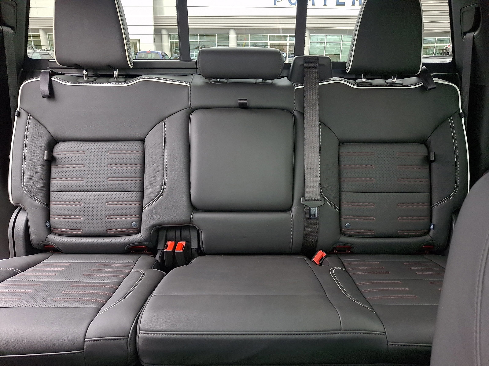 Used 2024 GMC Sierra 1500 AT4X image 18