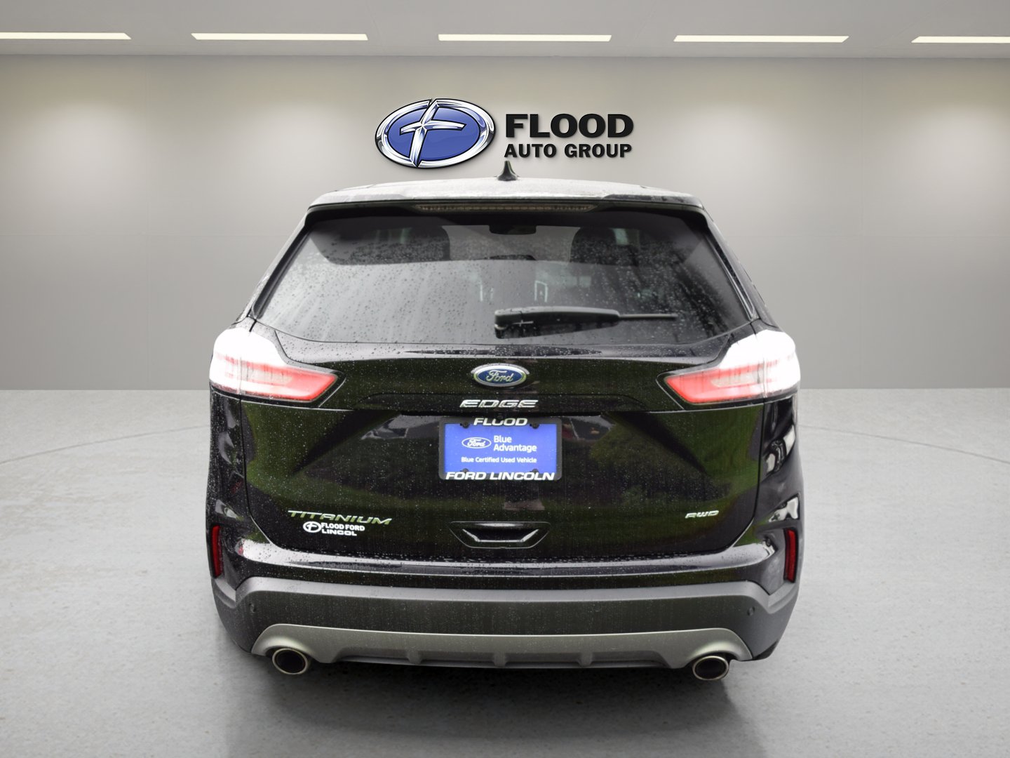 Certified 2022 Ford Edge Titanium AWD/4WD image 5