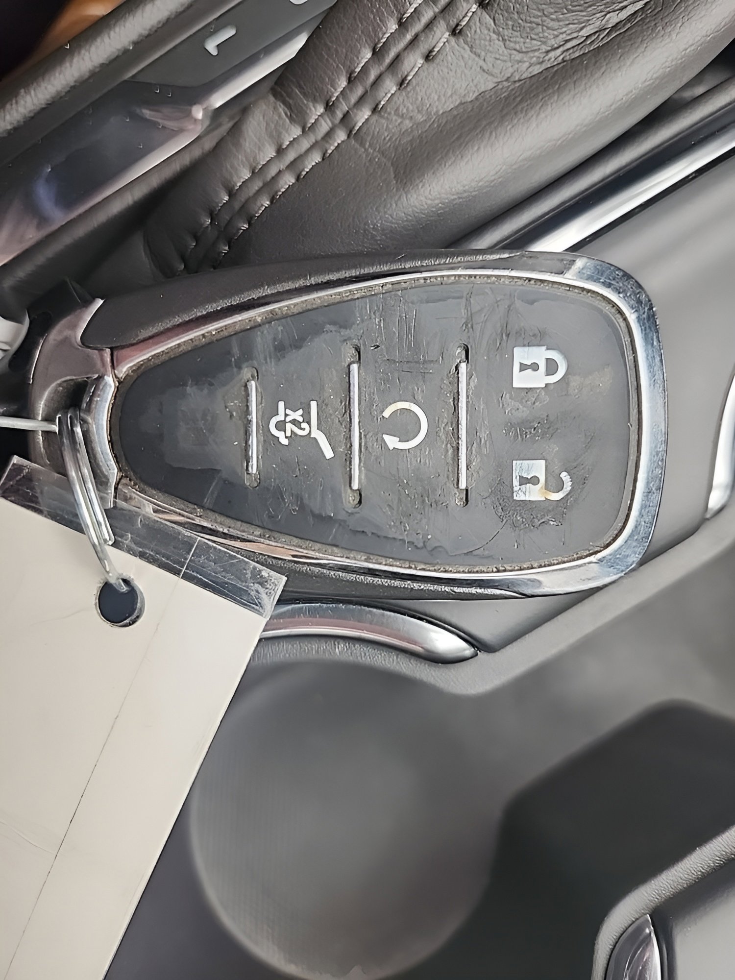 Used 2020 Chevrolet Equinox Premier image 22