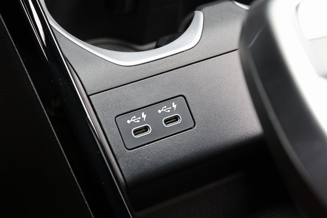 Used 2024 BMW X1 xDrive28i w/ Technology Package image 25