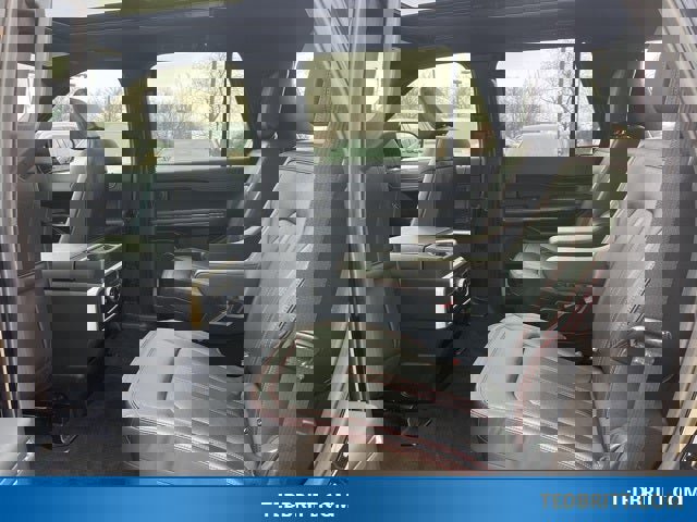 Certified 2024 Ford Expedition Limited image 13