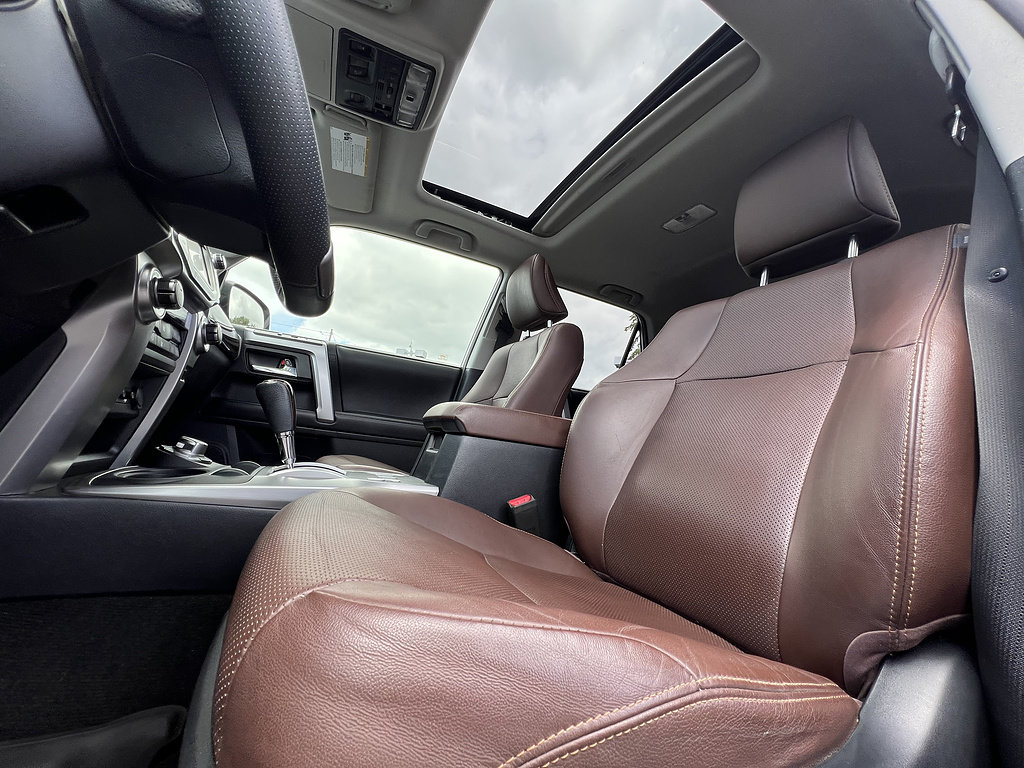 Used 2019 Toyota 4Runner Limited AWD/4WD image 30