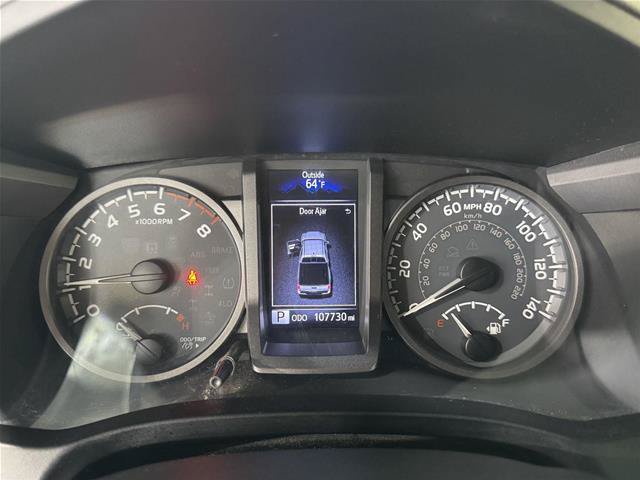 Used 2019 Toyota Tacoma TRD Sport AWD/4WD image 3