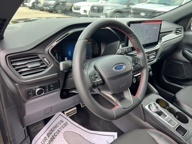 Certified 2024 Ford Escape ST-Line w/ Tech Pack #1 AWD/4WD image 7