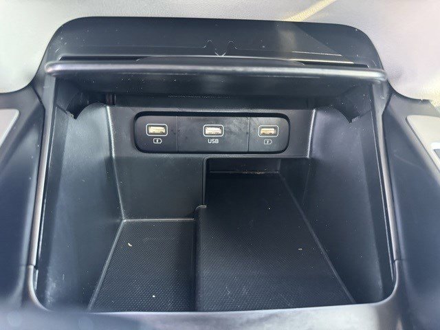 Used 2021 Kia Sorento S w/ Panoramic Sunroof Package image 25