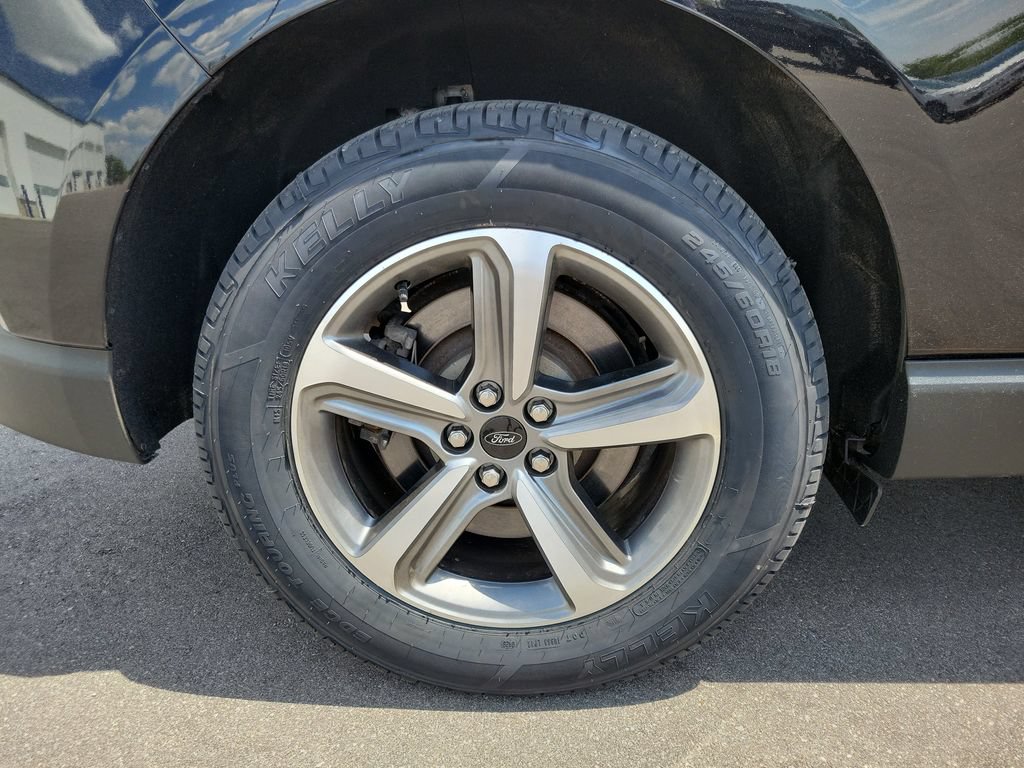 Certified 2024 Ford Edge SEL w/ Convenience Package AWD/4WD image 5