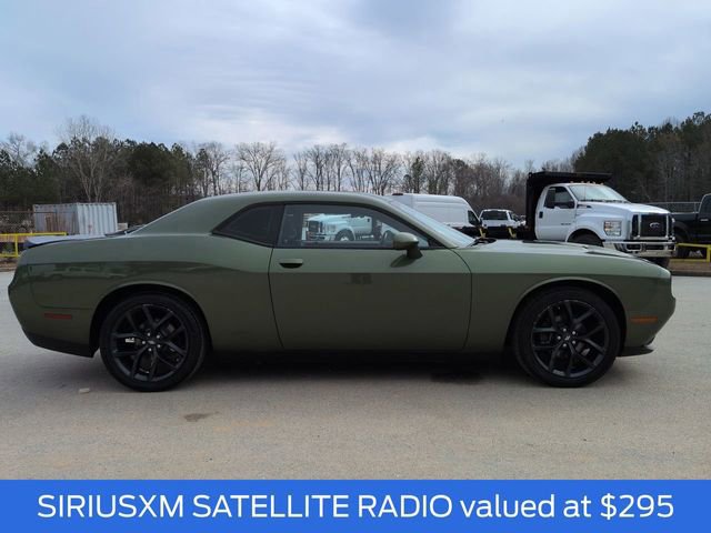 Used 2020 Dodge Challenger SXT w/ Blacktop Package image 5