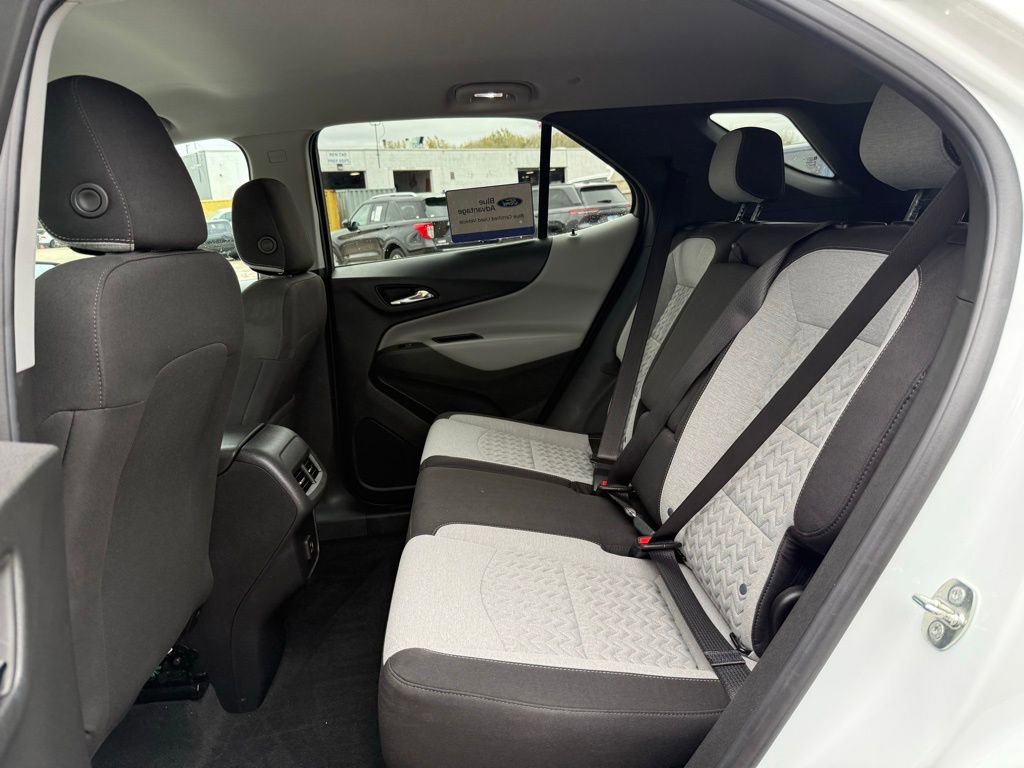 Used 2023 Chevrolet Equinox LT image 26
