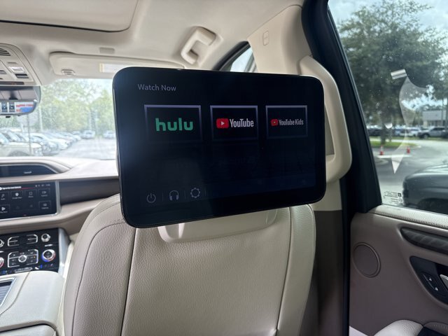 Used 2024 GMC Yukon XL Denali w/ Advanced Technology Package AWD/4WD image 22