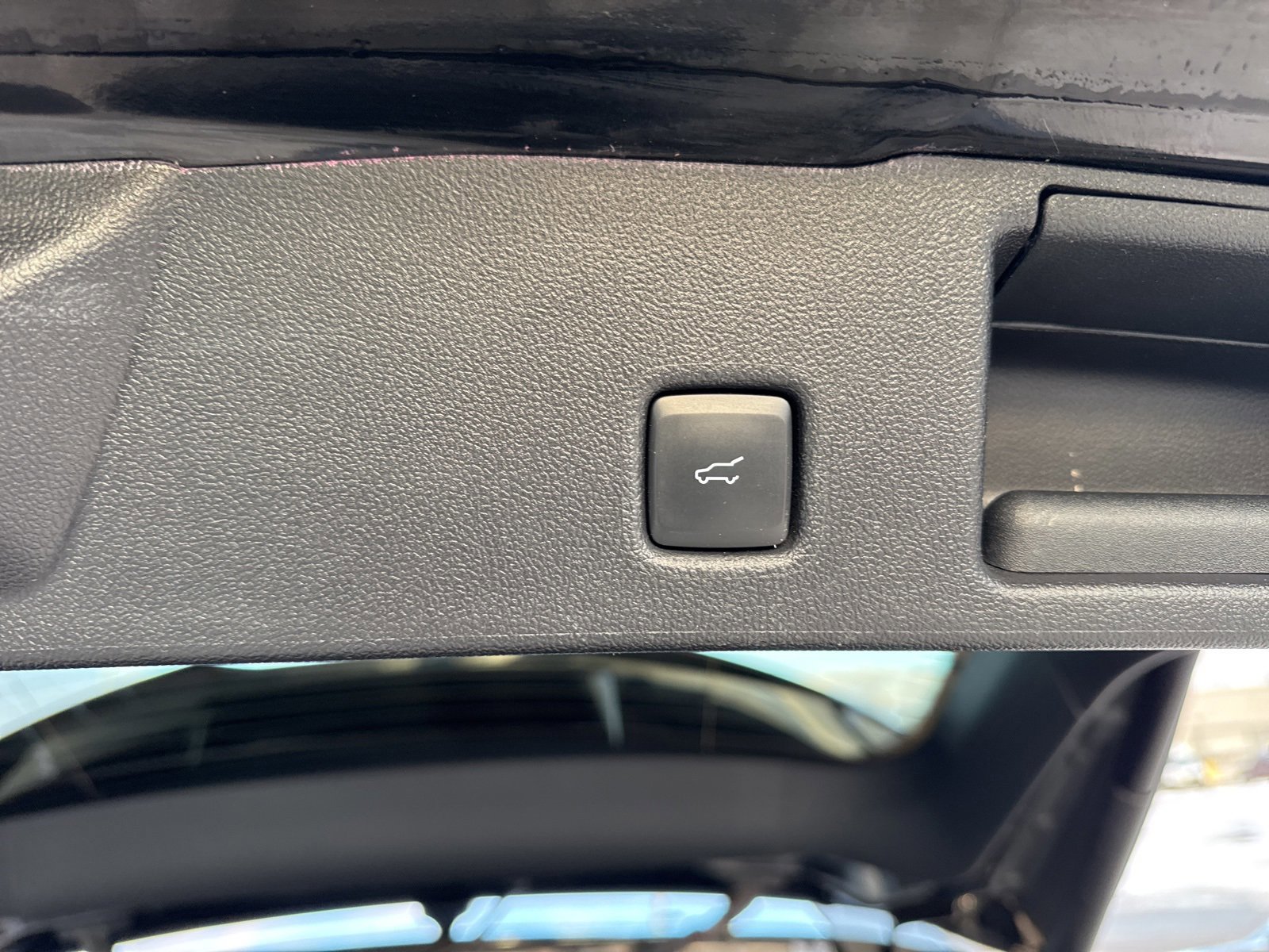 Certified 2024 Ford Escape ST-Line Select w/ Tech Pack #2 image 38