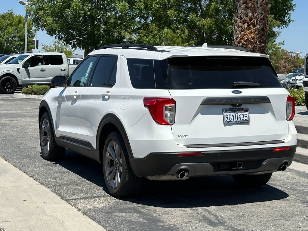 Certified 2023 Ford Explorer XLT w/ Equipment Group 202A RWD image 4