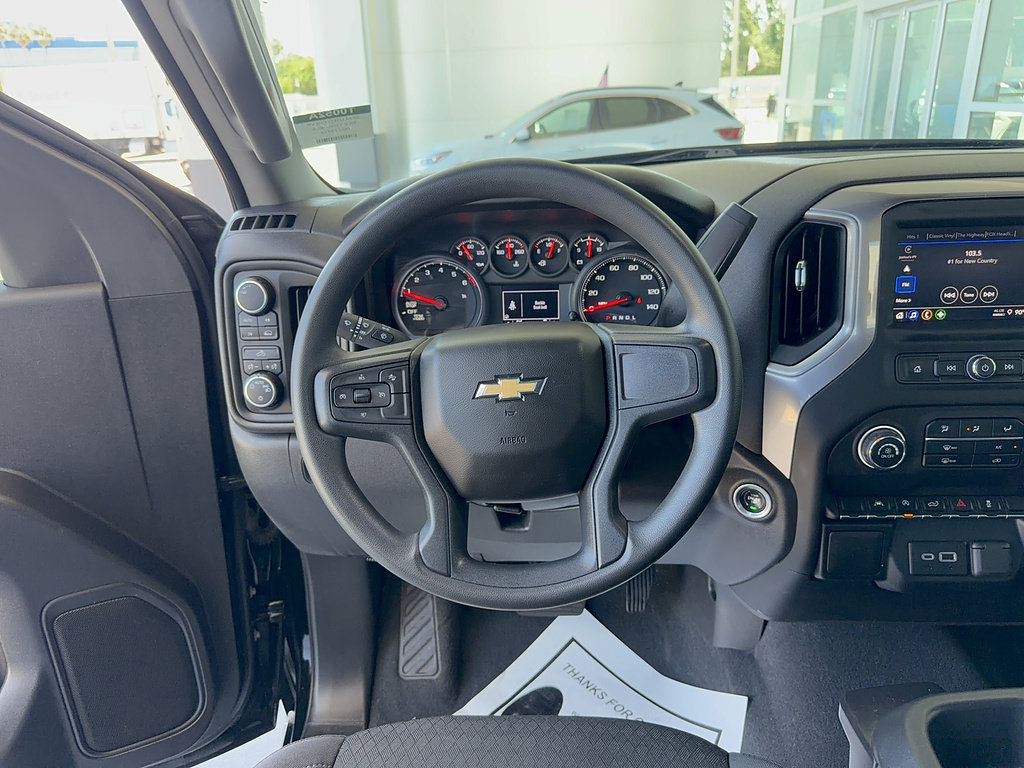 Used 2024 Chevrolet Silverado 1500 Custom AWD/4WD image 29