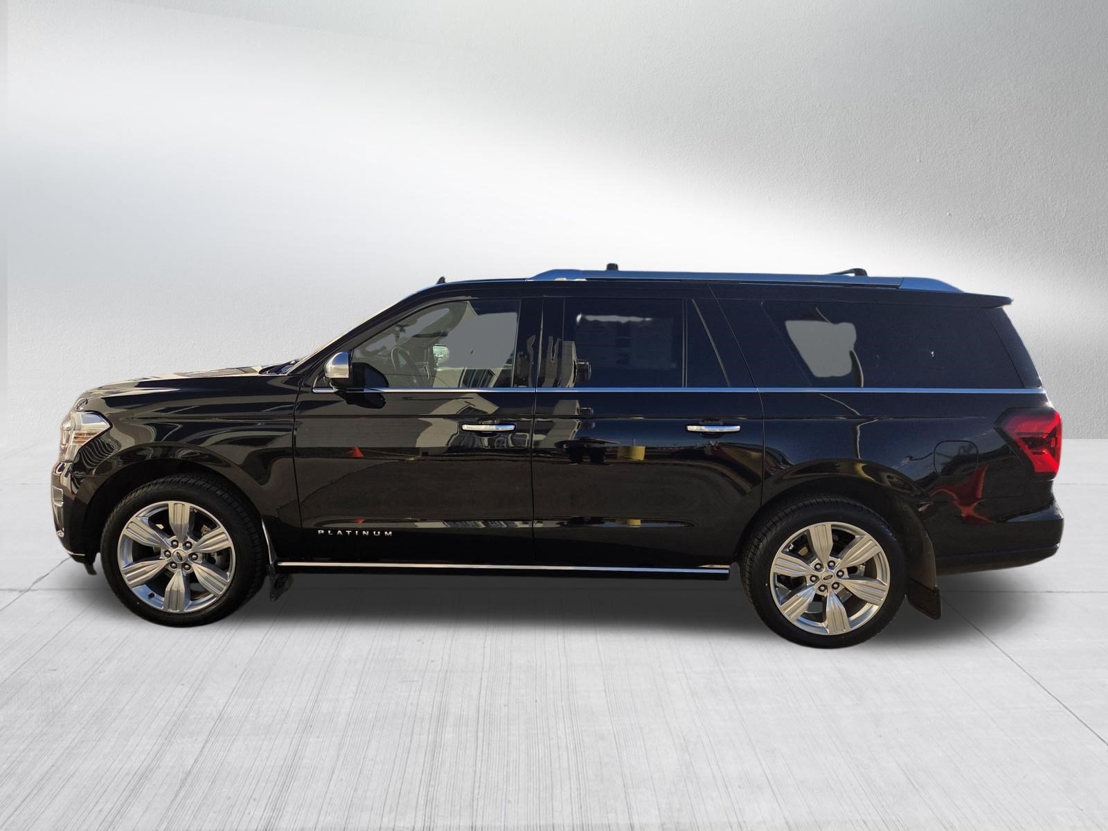 Certified 2023 Ford Expedition Max Platinum AWD/4WD image 4