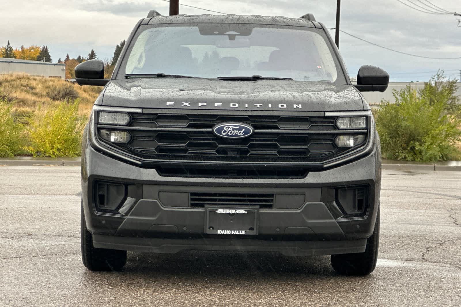 Certified 2025 Ford Expedition Active AWD/4WD image 10