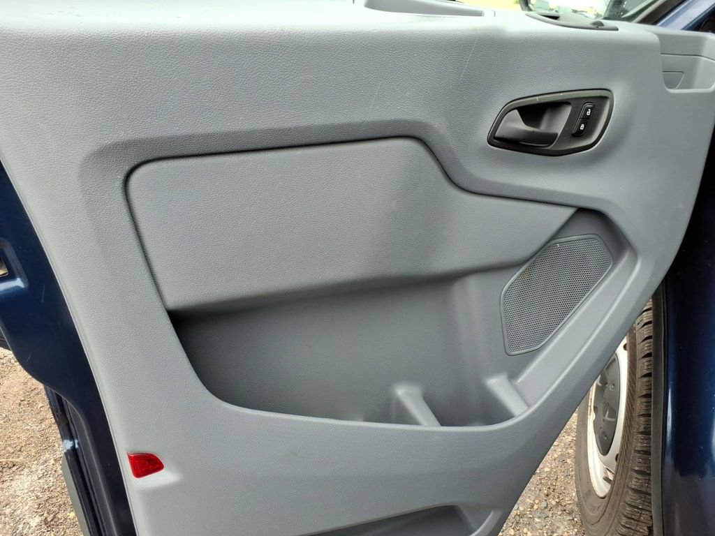Certified 2018 Ford Transit 150 XL RWD image 13