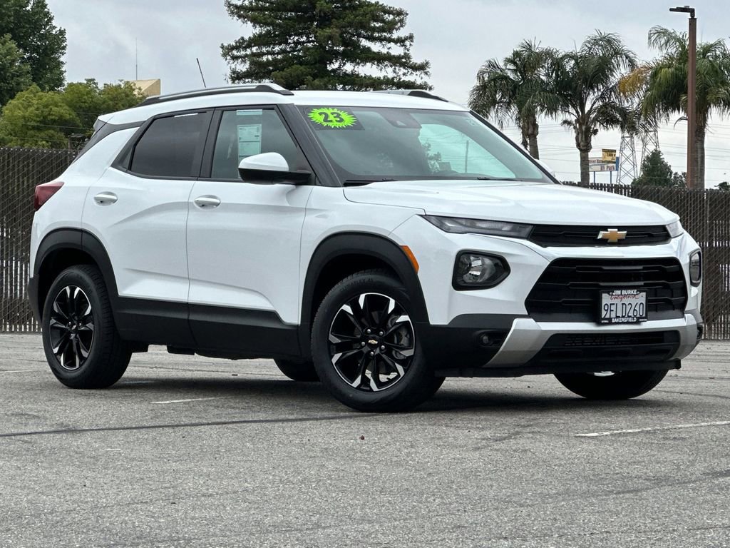Used 2023 Chevrolet TrailBlazer LT w/ Convenience Package