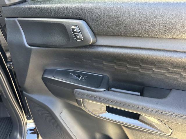 Certified 2025 Ford Ranger XLT w/ Black Appearance Package RWD image 14