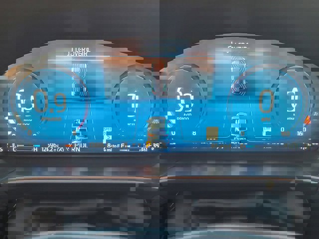 Certified 2024 Ford Escape ST-Line Elite w/ Premium Technology Package image 14