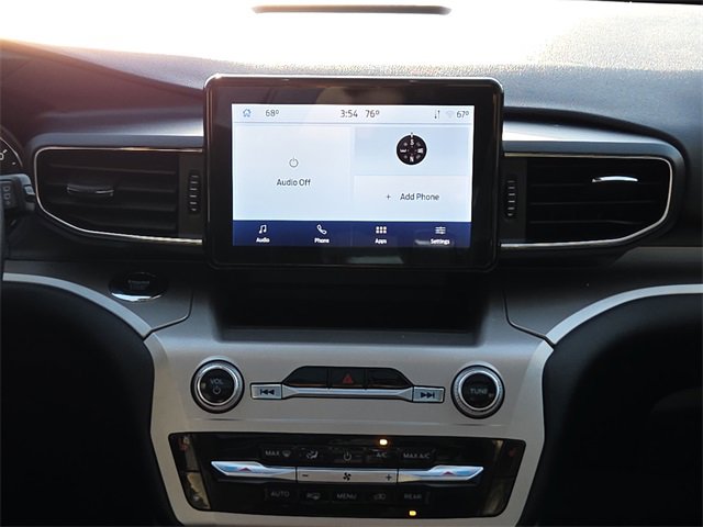 Certified 2022 Ford Explorer XLT w/ Equipment Group 202A image 13