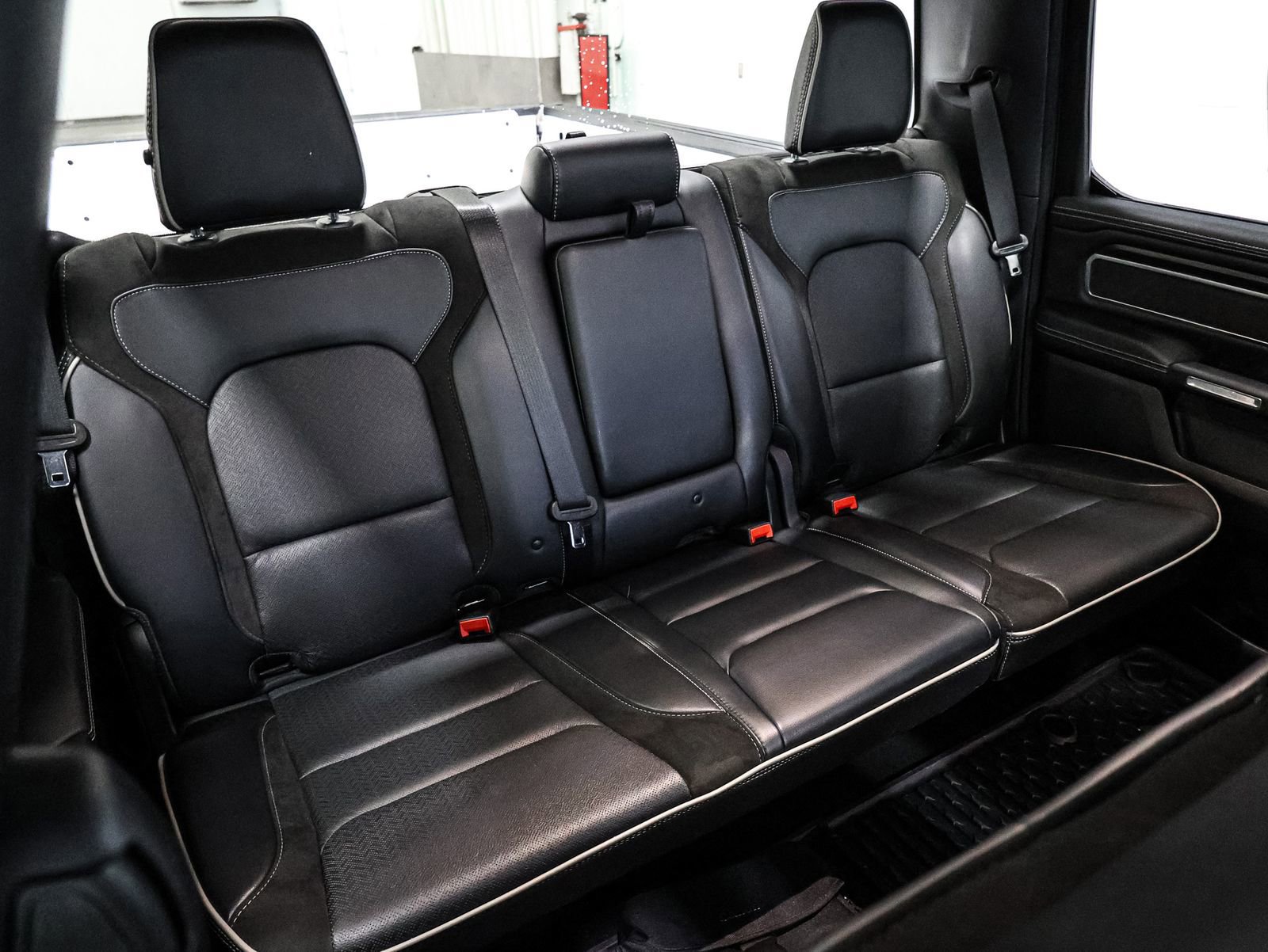 Used 2023 RAM 1500 Laramie image 24