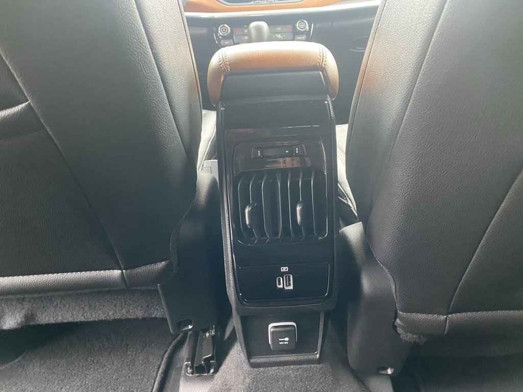 Used 2024 Jeep Compass Limited w/ Elite Group image 30