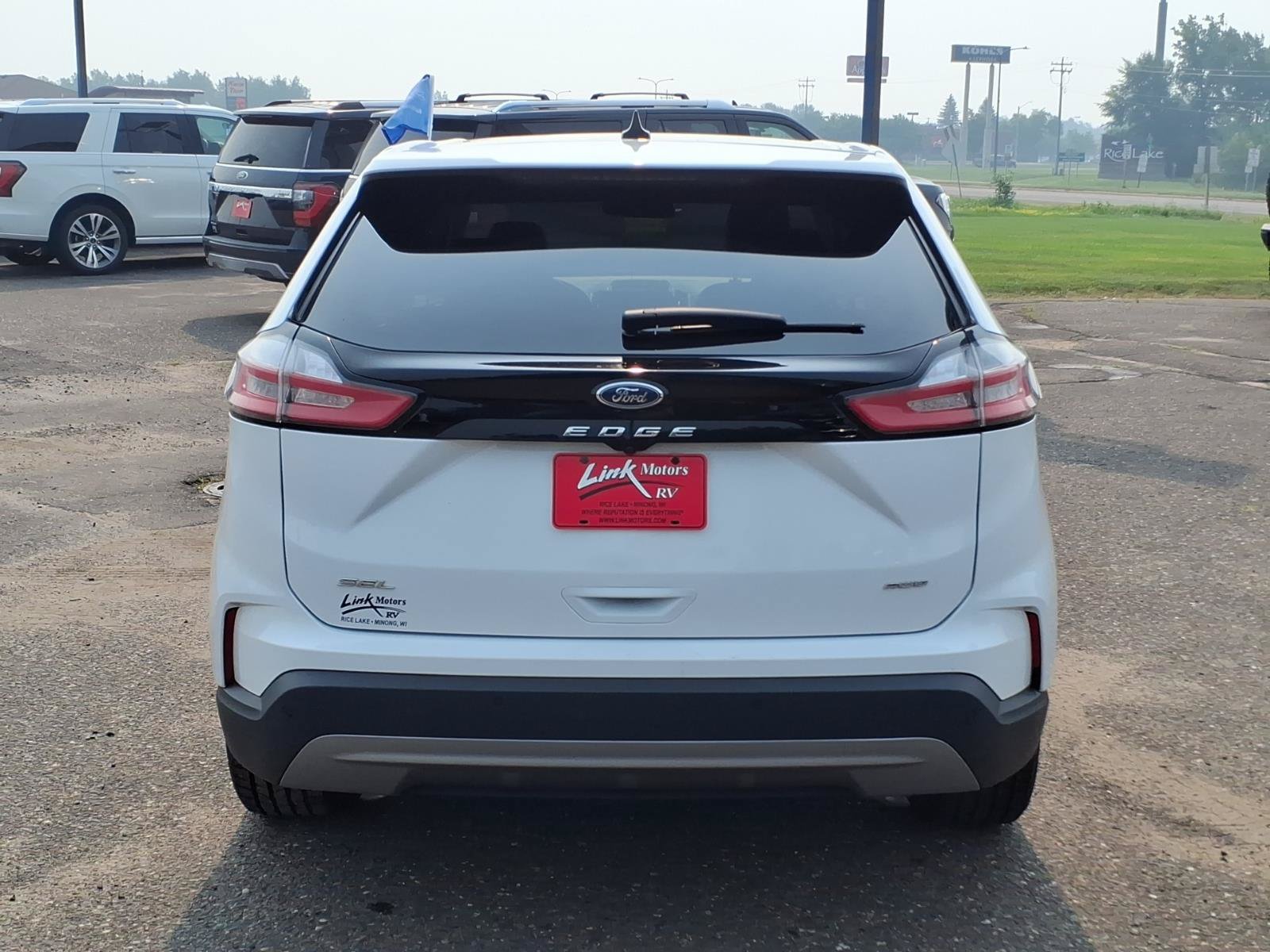 Certified 2024 Ford Edge SEL AWD/4WD image 4