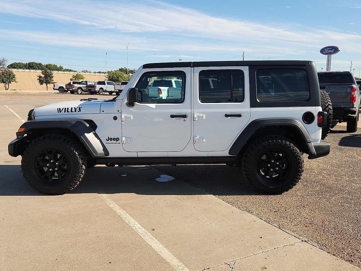 Used 2023 Jeep Wrangler Unlimited Sport AWD/4WD image 2
