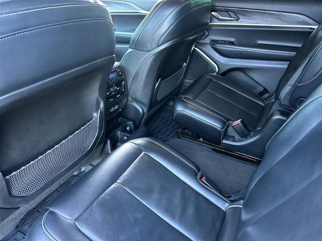 Used 2021 Jeep Grand Cherokee L Limited image 11