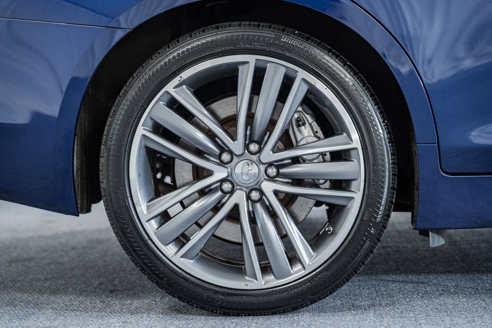 Used 2017 INFINITI Q50 Sport AWD/4WD image 16