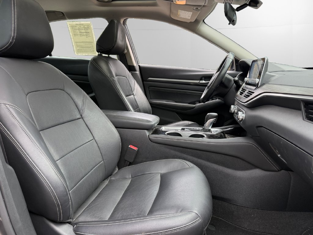 Used 2021 Nissan Altima 2.5 SL FWD image 14