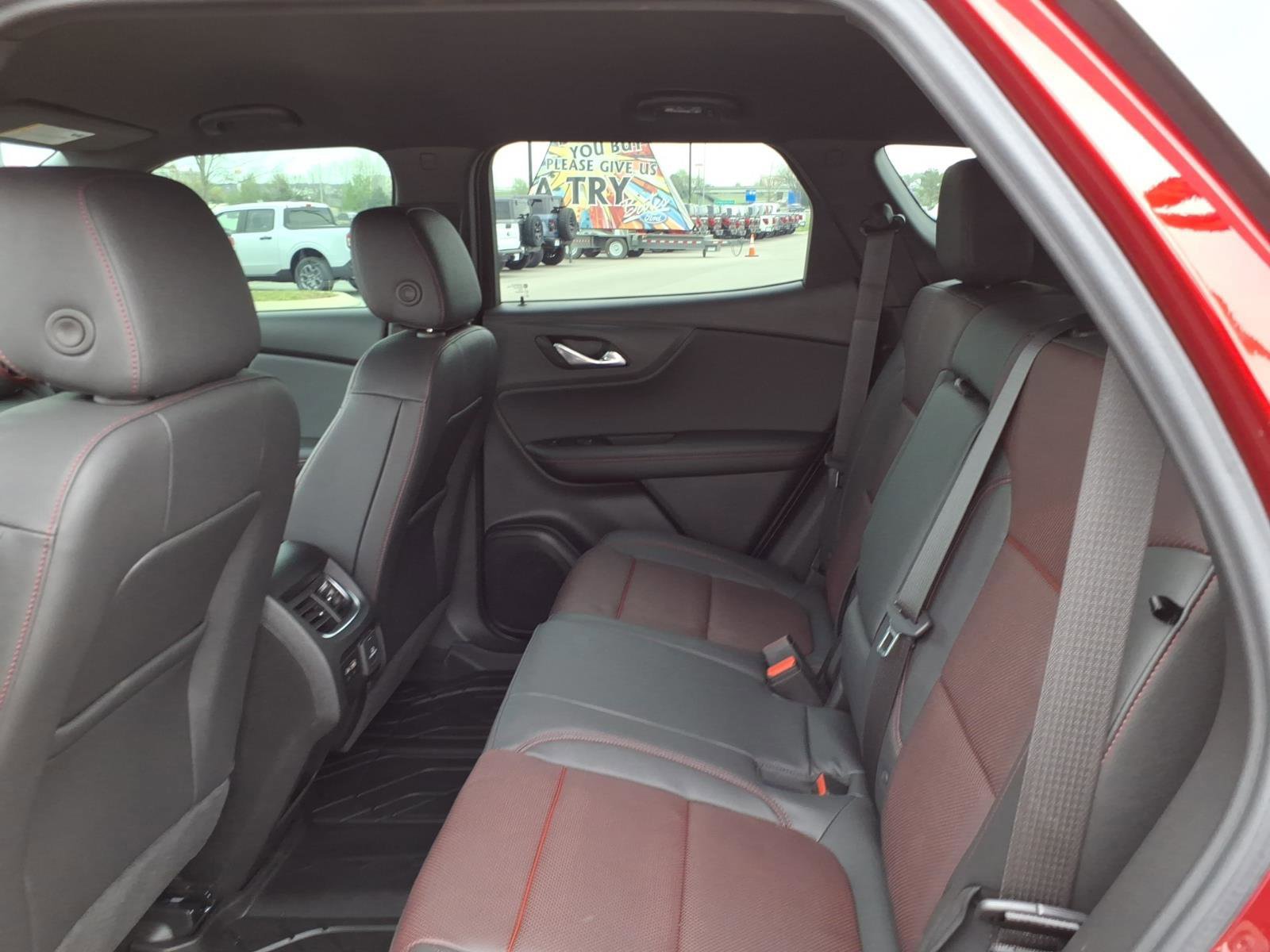 Used 2025 Chevrolet Blazer RS w/ Enhanced Convenience Package image 14