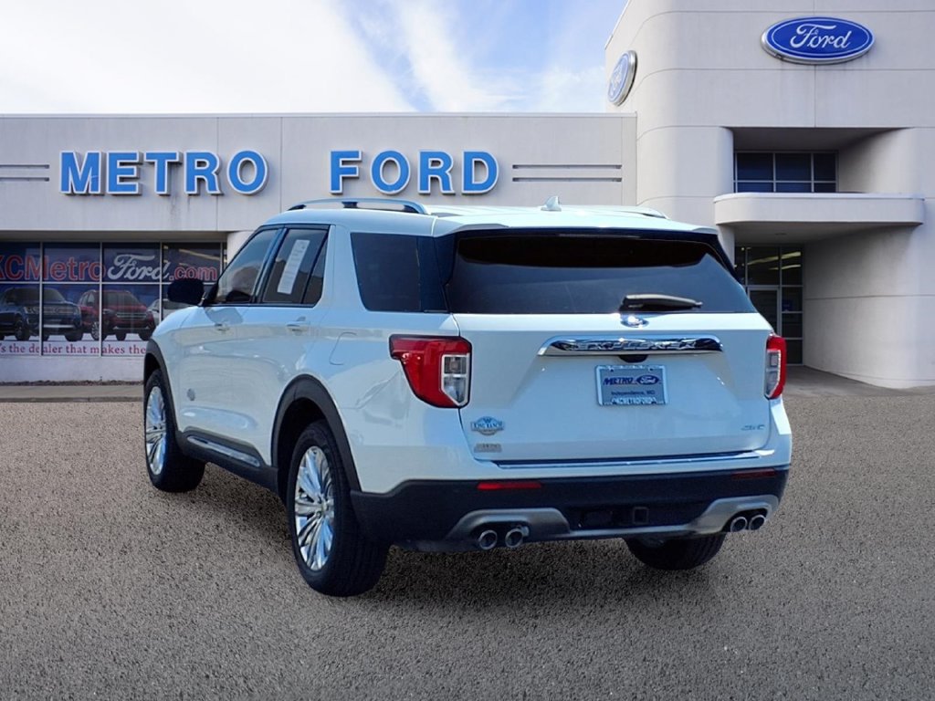Certified 2023 Ford Explorer King Ranch w/ Technology Package AWD/4WD image 5