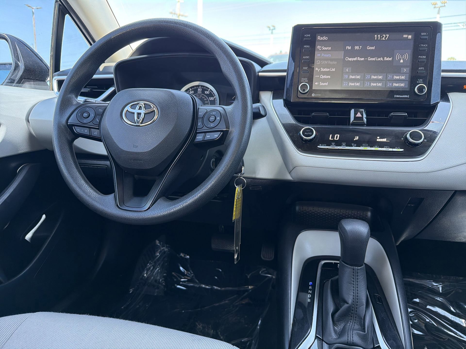 Used 2022 Toyota Corolla LE image 10