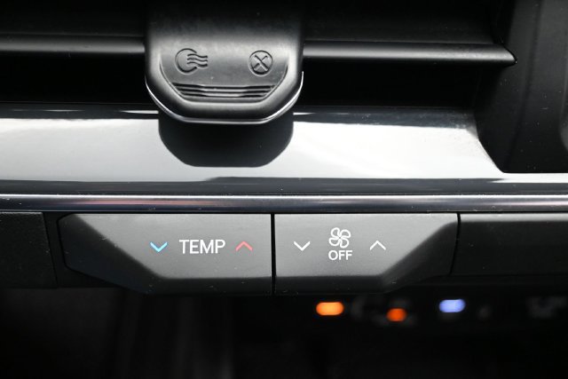 Used 2025 Kia K4 EX FWD image 22