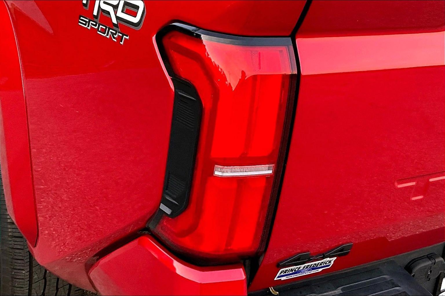 Used 2024 Toyota Tacoma TRD Sport w/ TRD Sport Upgrade Package AWD/4WD image 29