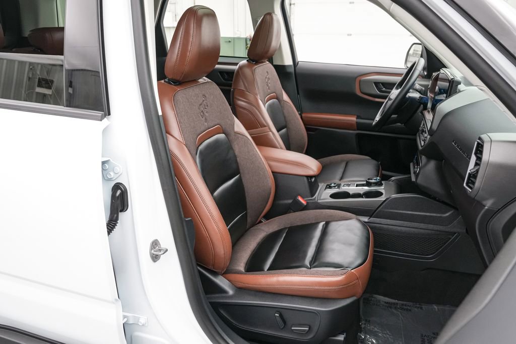 Certified 2025 Ford Bronco Sport Outer Banks w/ Outer Banks Tech Package+ image 26