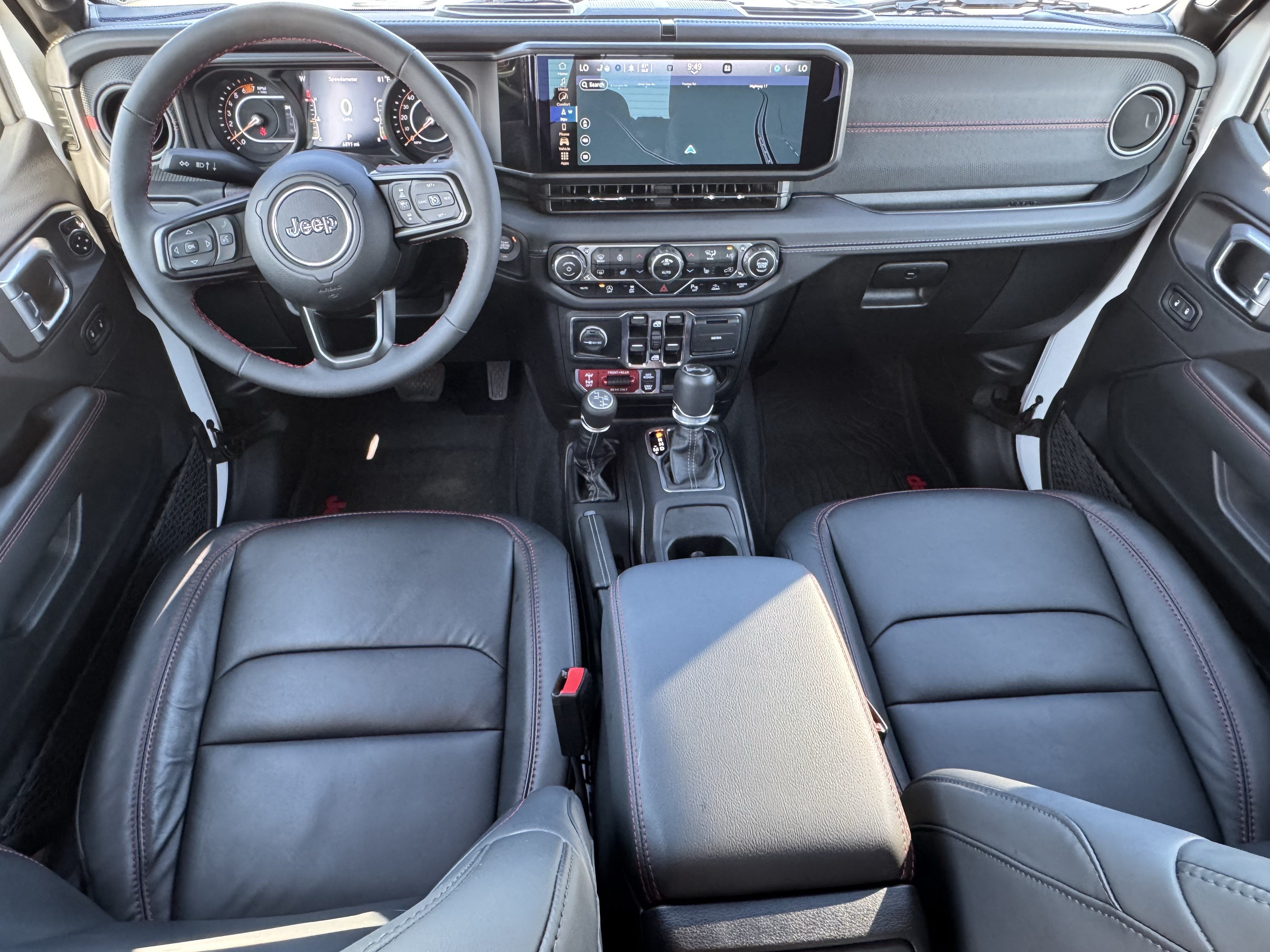 Used 2024 Jeep Wrangler Unlimited Rubicon AWD/4WD image 26