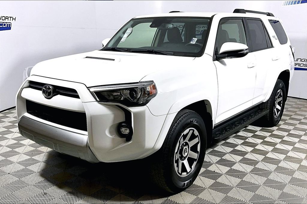 Used 2024 Toyota 4Runner TRD Off-Road Premium image 1