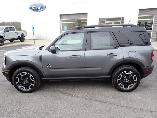 Certified 2024 Ford Bronco Sport Outer Banks image 2
