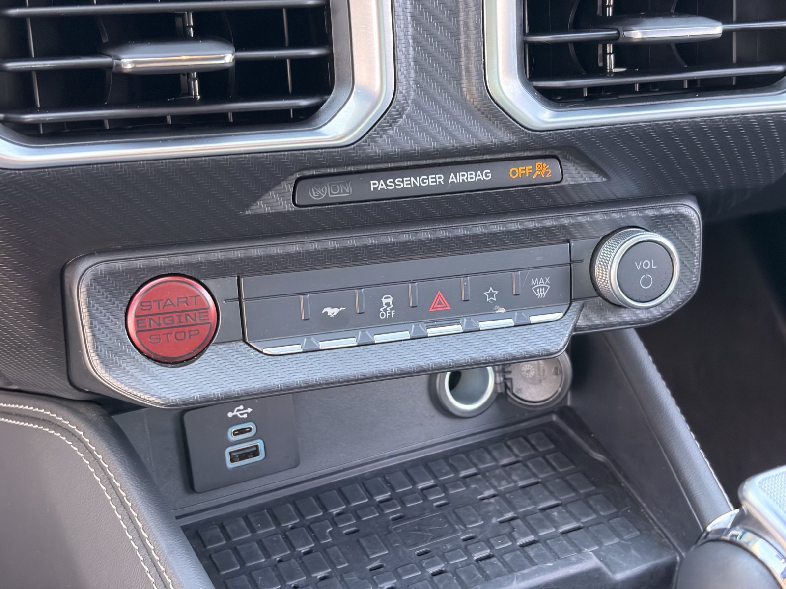 Certified 2024 Ford Mustang GT Premium RWD image 27