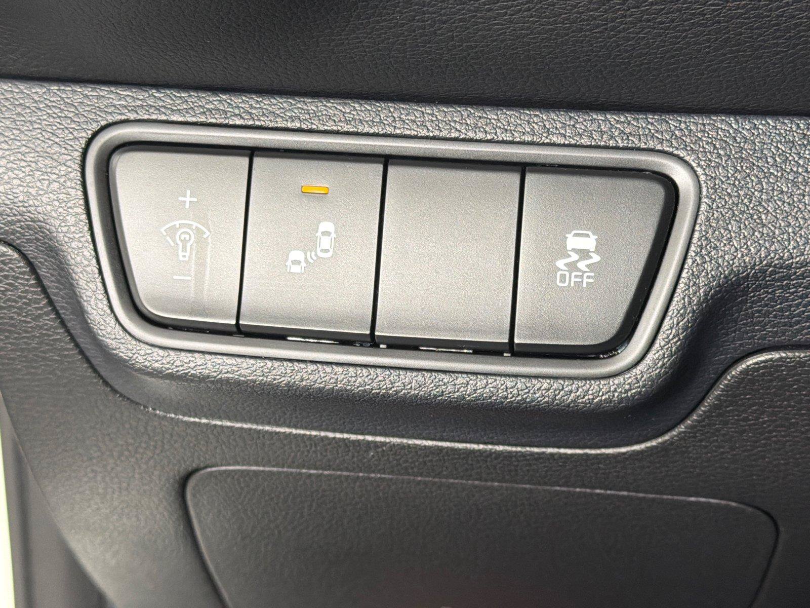Used 2022 Kia Forte GT-Line w/ GT-Line Technology Package FWD image 29