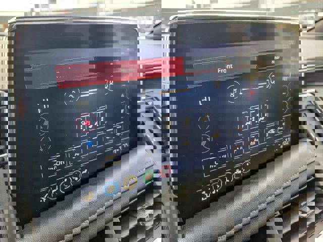 Used 2021 Chevrolet Suburban LT image 19