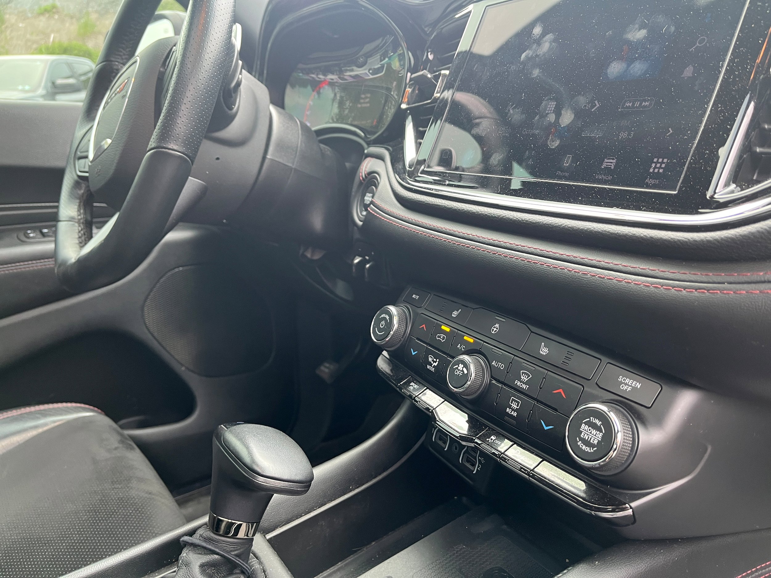 Used 2021 Dodge Durango R/T w/ Blacktop Package AWD/4WD image 15