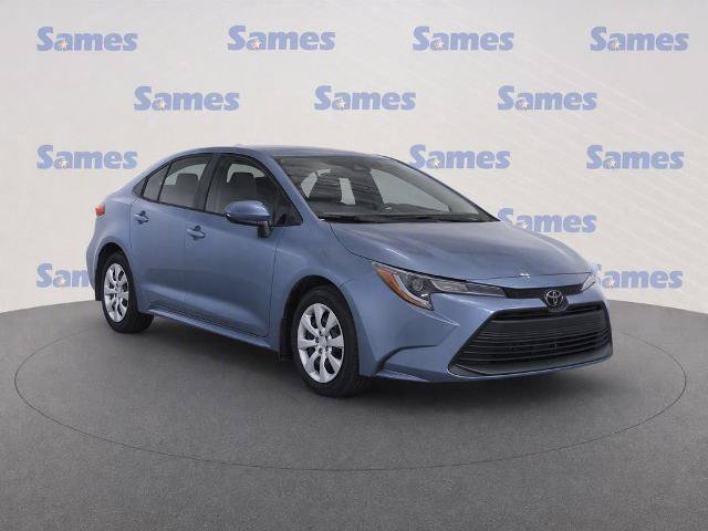 Used 2025 Toyota Corolla LE FWD video 1
