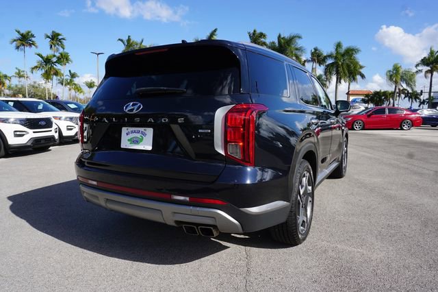 Used 2023 Hyundai Palisade SEL image 3