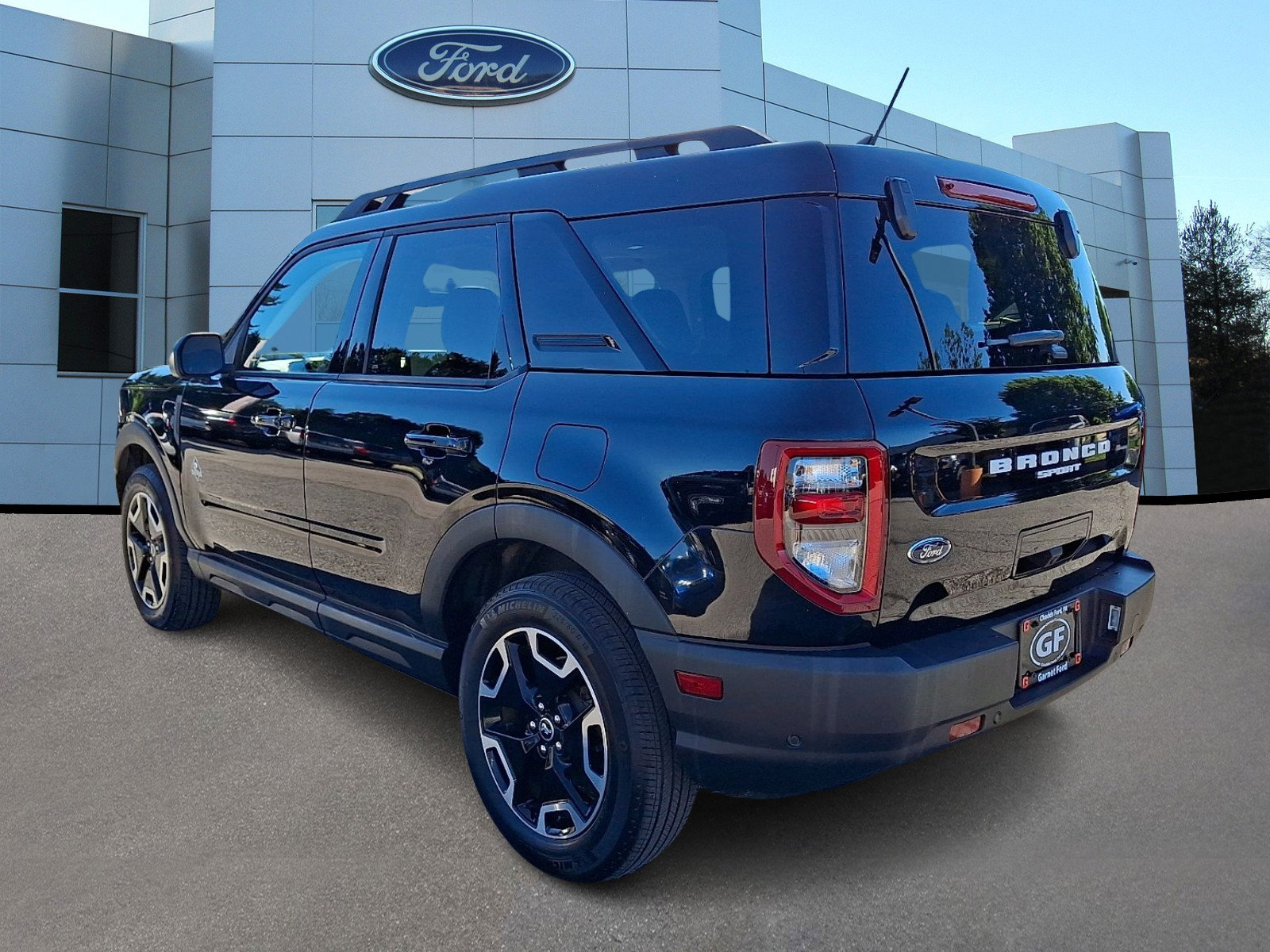 Certified 2024 Ford Bronco Sport Outer Banks w/ Tech Package AWD/4WD image 5