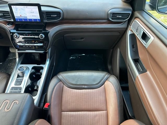 Certified 2023 Ford Explorer King Ranch RWD image 14