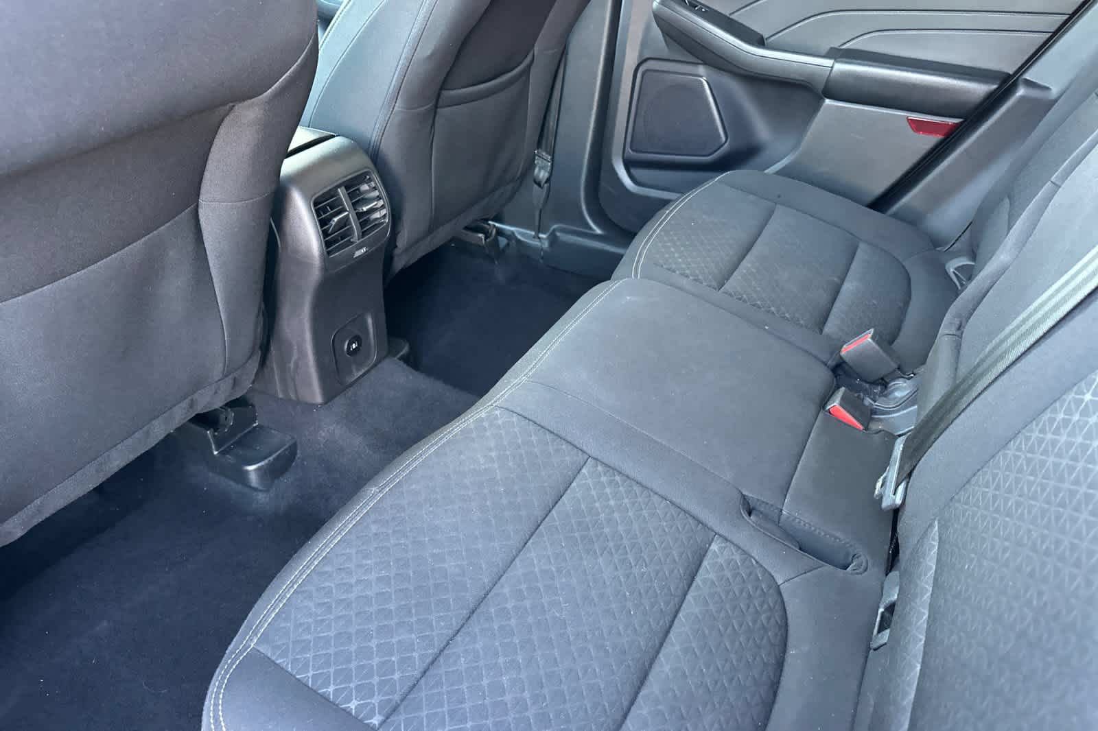 Certified 2024 Ford Escape Active AWD/4WD image 4