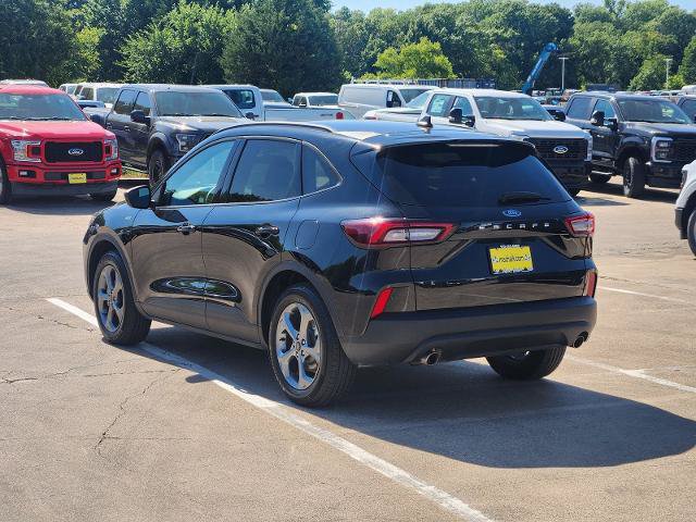 Certified 2025 Ford Escape ST-Line FWD image 4